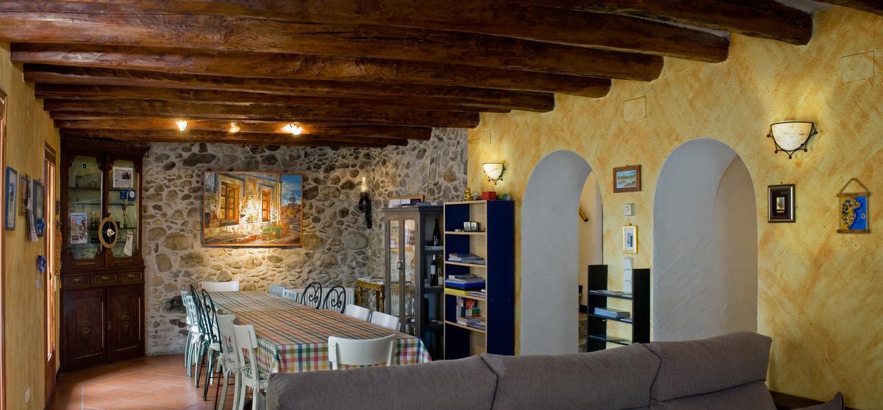 Casa Rural El Pati De L'Albera Sant Climent Sescebes ภายนอก รูปภาพ